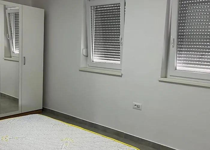 Tina Apartment *
