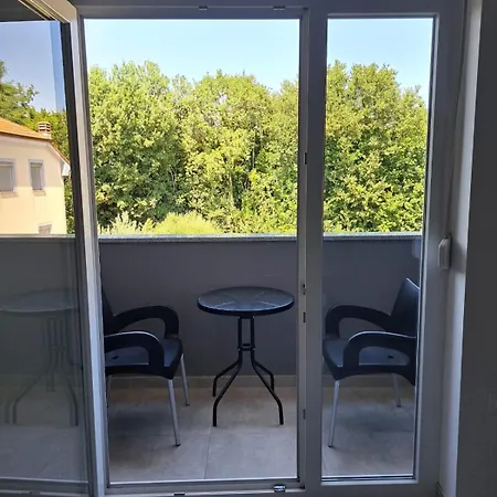 Tina Apartamento